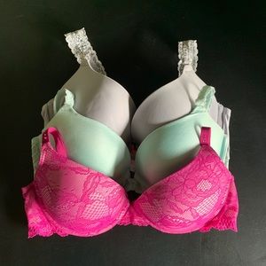 Victoria's Secret and Pink bras